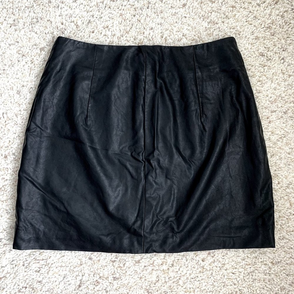 Zara Black Leather Mini Skirt Small - Picture 2 of 3